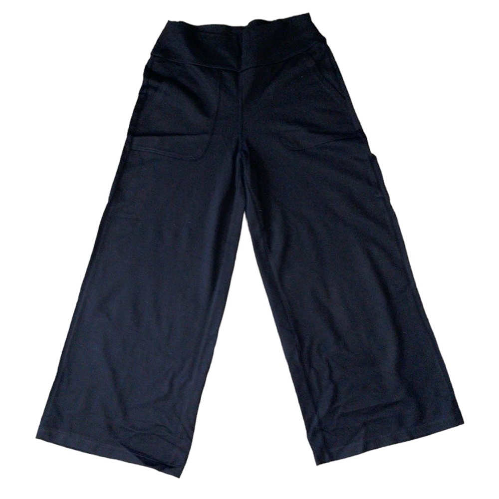MAX STUDIO NWT wide leg cropped stretch legging in women’s size small